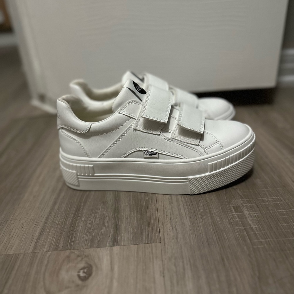 Buffalo London Platform Velcro Sneakers